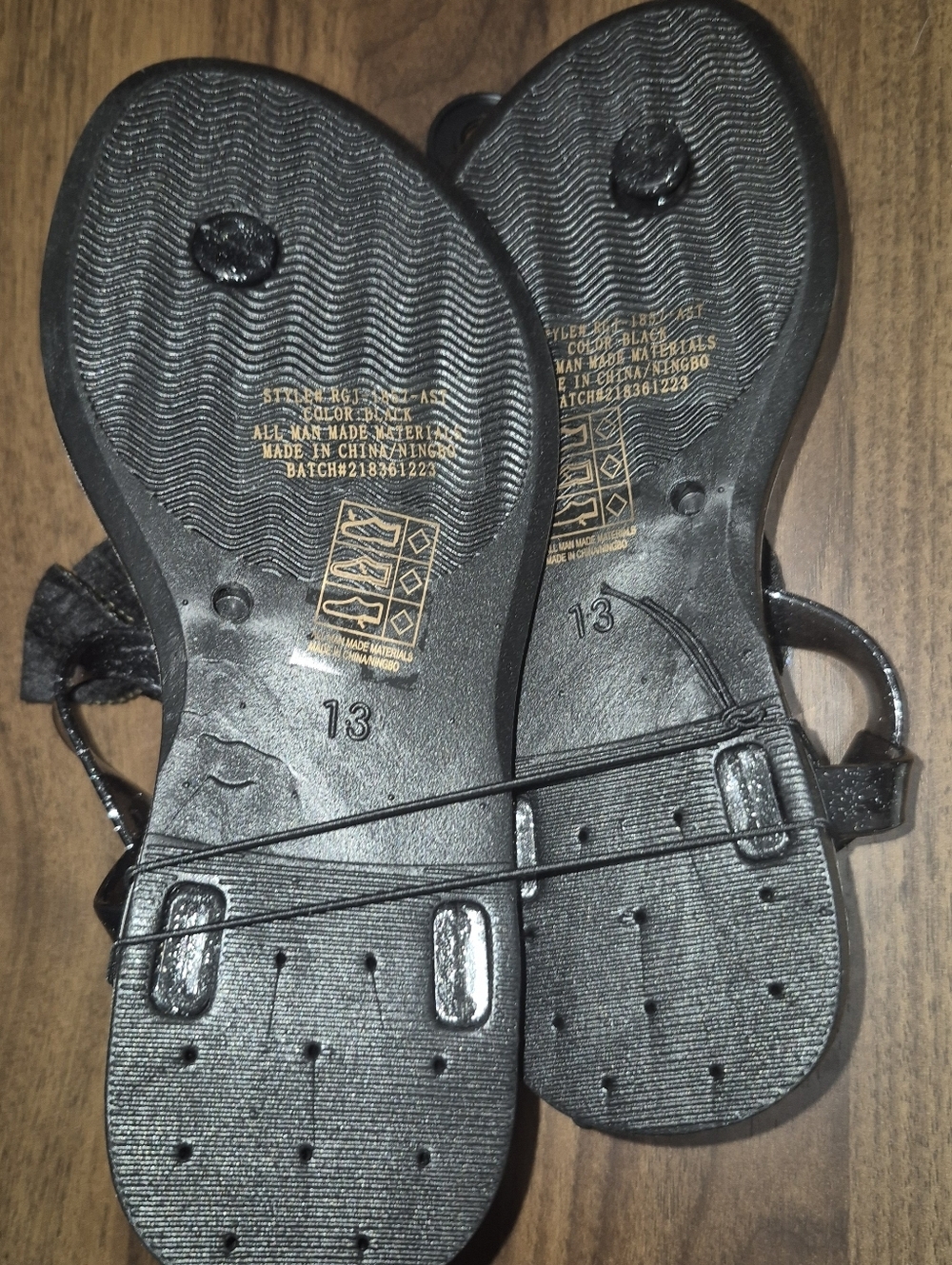 Rocawear Black Girls Glitter Bow Sandals. SZ 13 - Picture 3 of 3